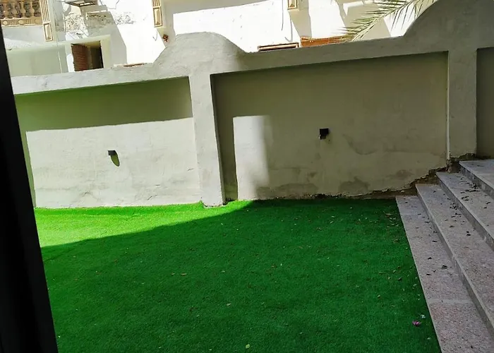 Cozy Modern شقة
